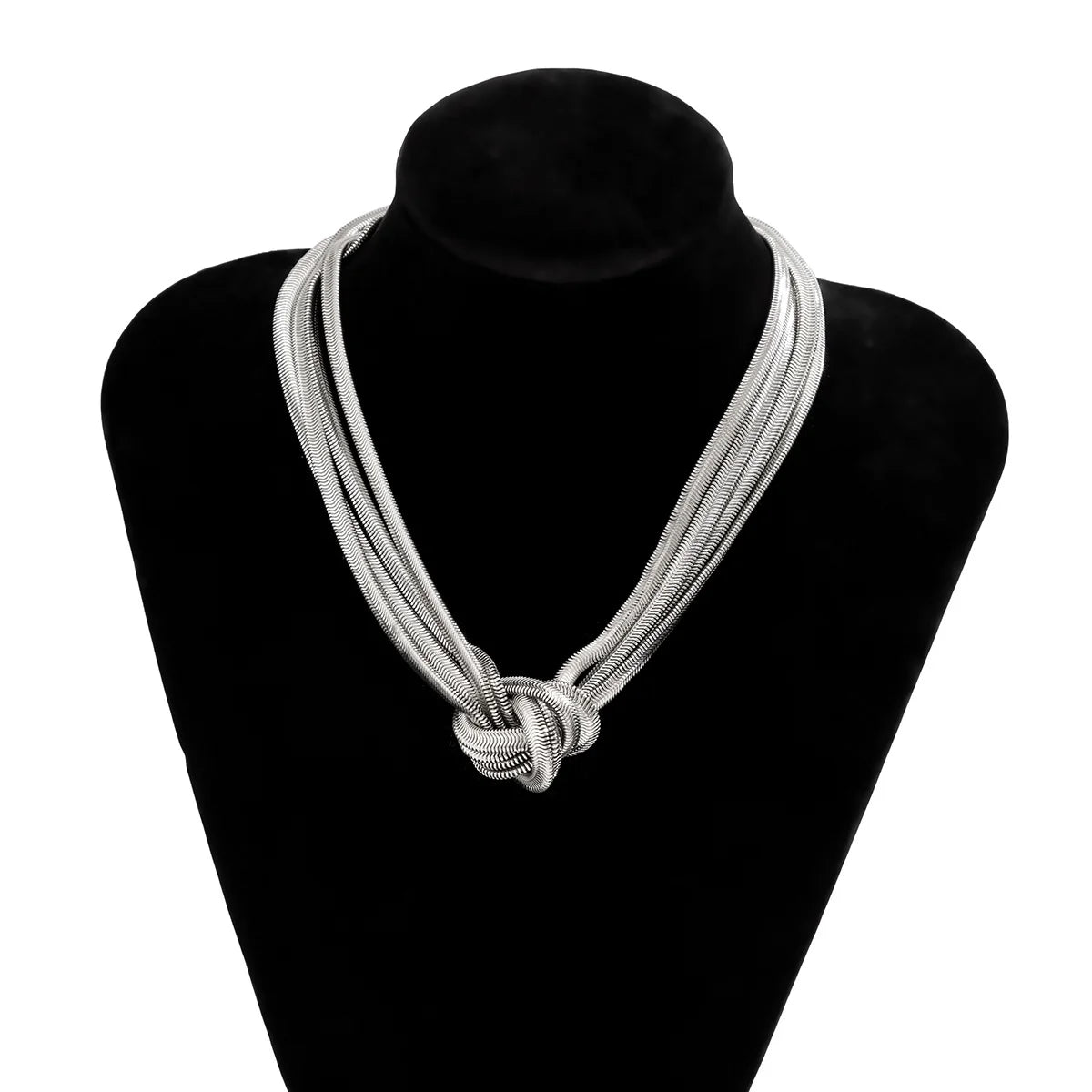 VogueVirtue Choker